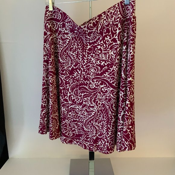 Skirt - Picture 2 of 2